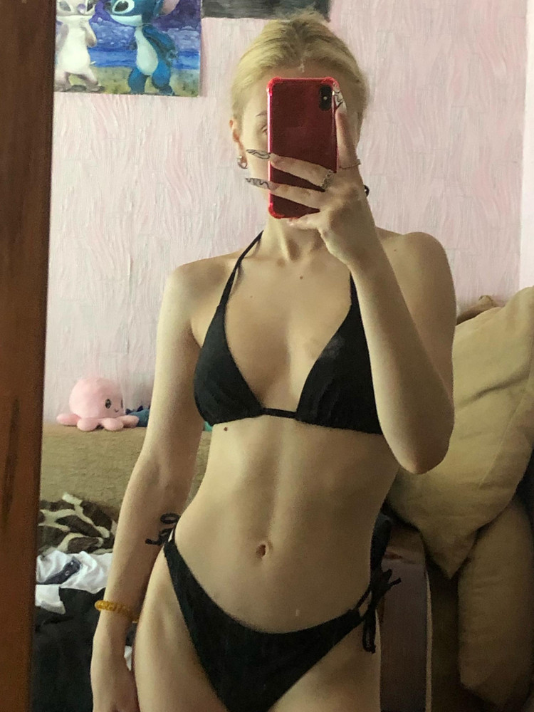 отлично подошёл на грудь 75В 42 размер 