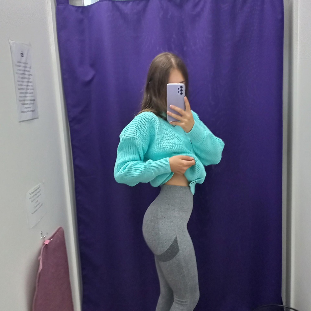 Пришли в хорошем качестве, на талии сидит отлично))