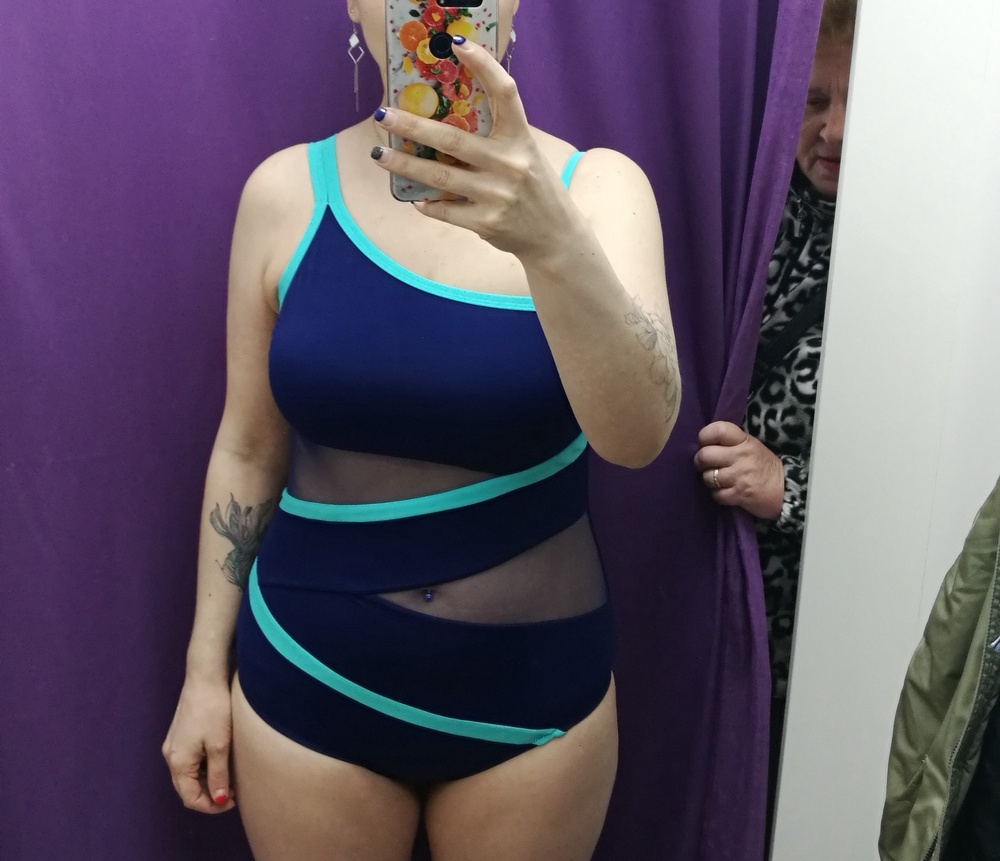 Отличный купальник,очень понравился,но грудь не держит(, поэтому буду другой искать