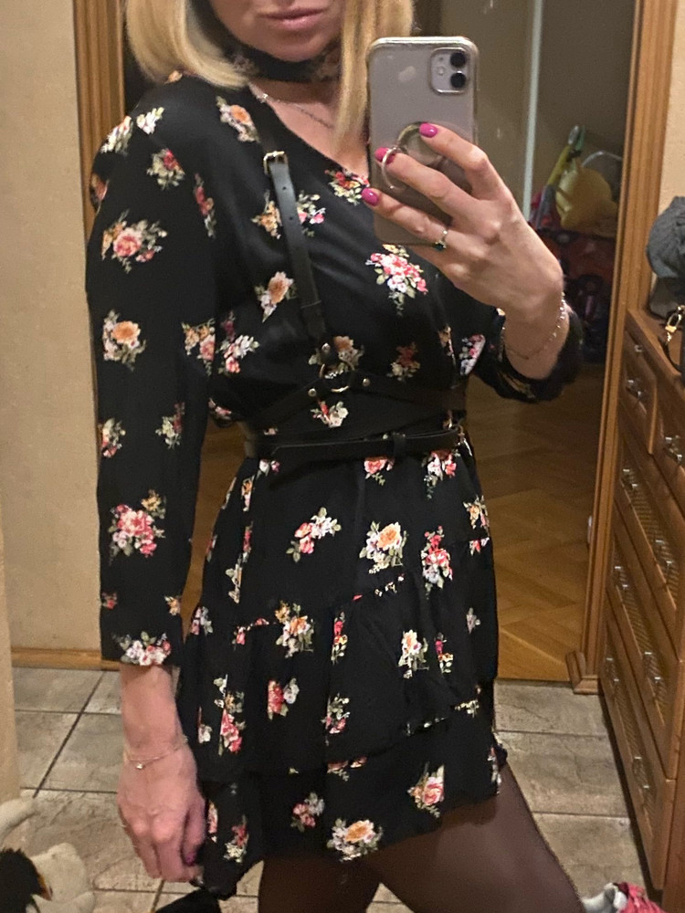 Шикарная вещица, можно много с чем сочетать! Всё целое, без нареканий!