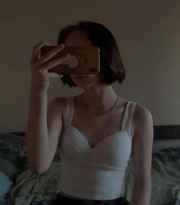 Лямки немного висели сзади, пришлось подшить, а так все хорошо.