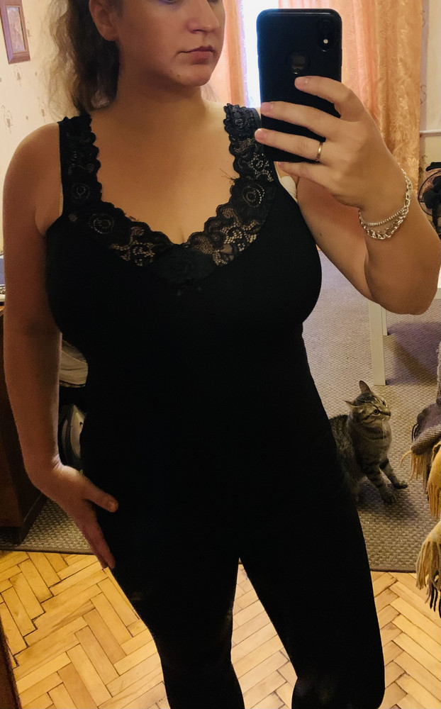 Очень красивая приятная к телу майка