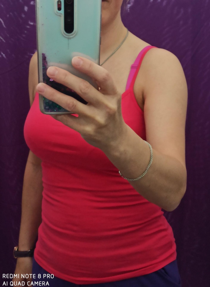 Хорошего качества , сшито аккуратно , материал приятный . Рекомендую.