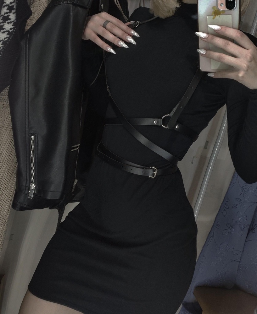 Портупея классная! 
Доставка была раньше срока, всё быстро и качественно. 
К покупке советую!