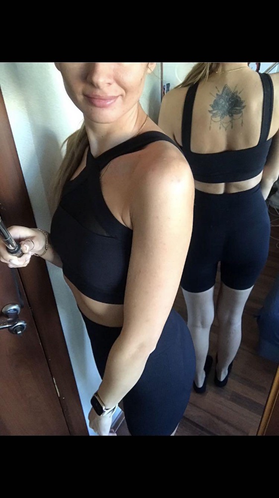 Топ 🔥, качественно сшит. На обхват груди 87 размер пошёл идеально. Хорошие чашечки.  Ещё не стирала. 