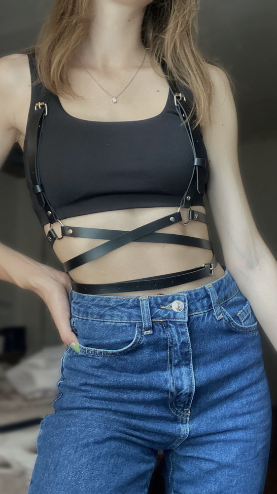 Рекомендую к покупке. На талию 63 см выглядит как-то так)