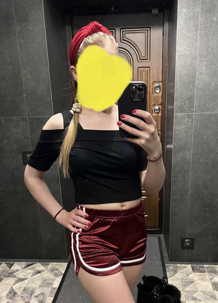 Отличные шорты! Сначала купила серебристые, теперь красные!) с маленьким ребёнком самое то, что нужно! Удобные, не стесняют движения, сохнут ооочень быстро! И внешний вид-конфетка! Подчёркивает попу! Кайф! Спасибо продавцу