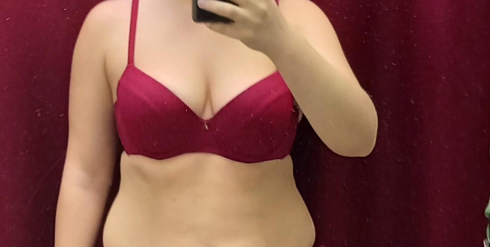 На 75д взяла 75д
Чашка как раз, обьем тоже

Брала на сравнение 80с, они практически одинаковые. Чашка больше на пару миллиметров, обьем тоже