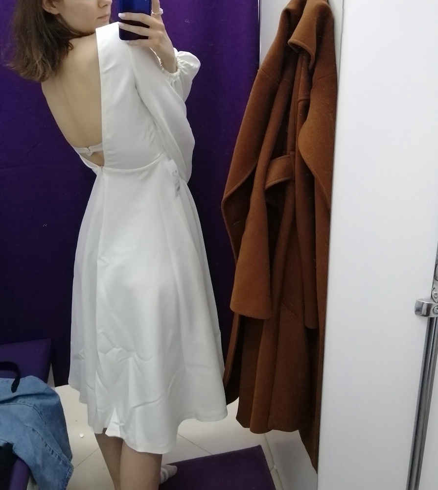 Платье безумно красивое, но очень велико в талии, отказ(