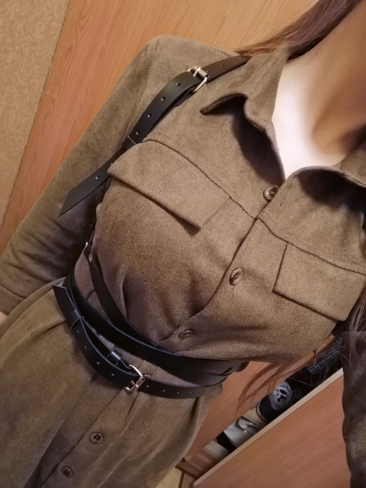 Осталась очень довольна! Добавит огонька любому образу! Качество хорошее. Привезли буквально через пару дней.