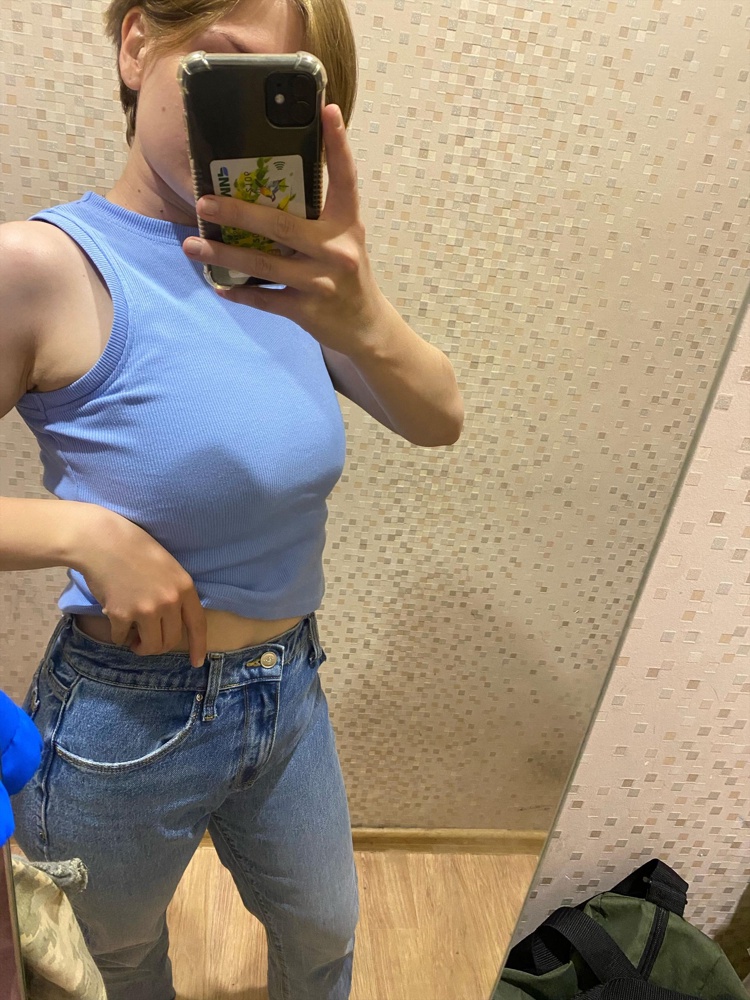 Классное качество, швы ровные, удобная ))) идёт в размер! Рекомендую )))