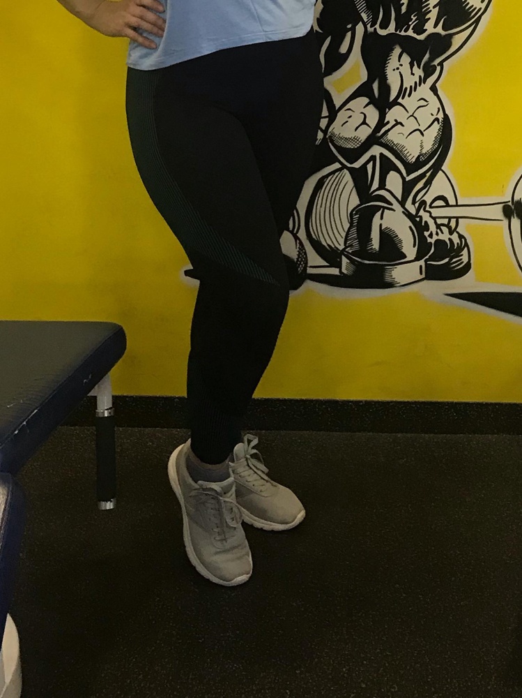 Отличные леги. Пожалела, что костюм не взяла, но у меня только отдельно надо верх покупать так как по размерной сетке верх 42-44 а низ 44-46. Леги утягивают, что надо)  и многим из зала дала ссылку) 