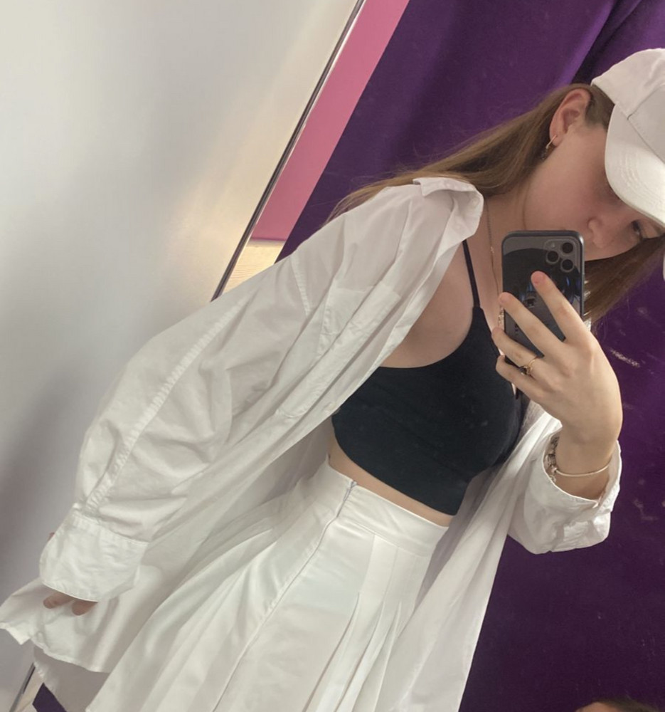 Очень удобный и лёгкий. Мне очень понравился❤️