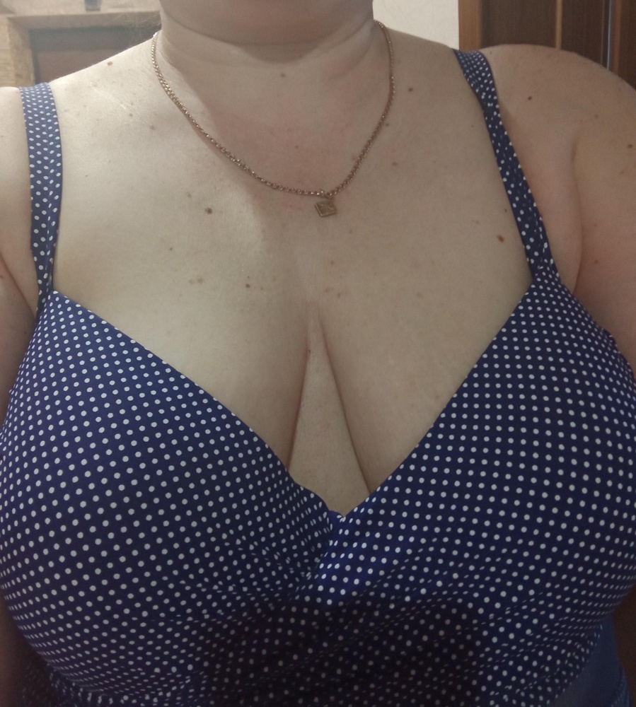 Качество отличное, на грудь С велик. Поэтому отказ.