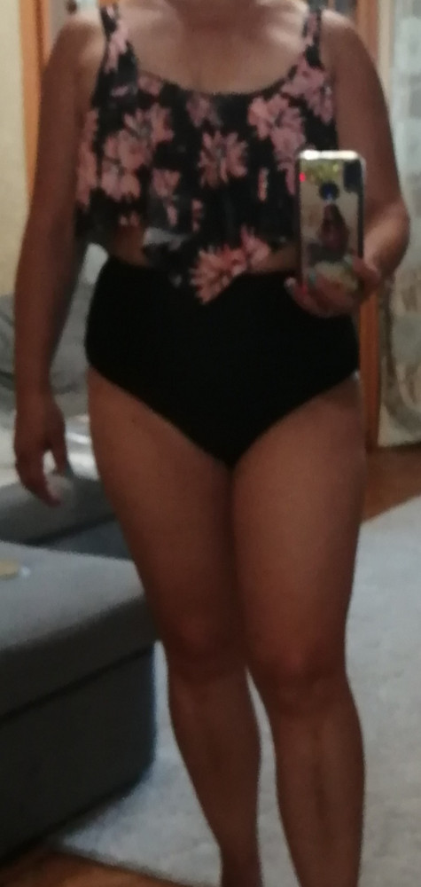 Классный купальник, модель отличная, у кого животик или шрам... Спасибо всем! Хl отлично сел на размер 48-50