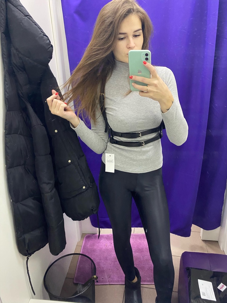 Мне понравилась, но за ненатуральную кожу мне кажется дороговато, на обхват талии 64 размер сел идеально