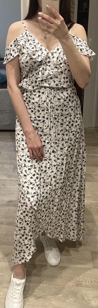 Не плохой сарафанчик. Но видимо не мой фасон.