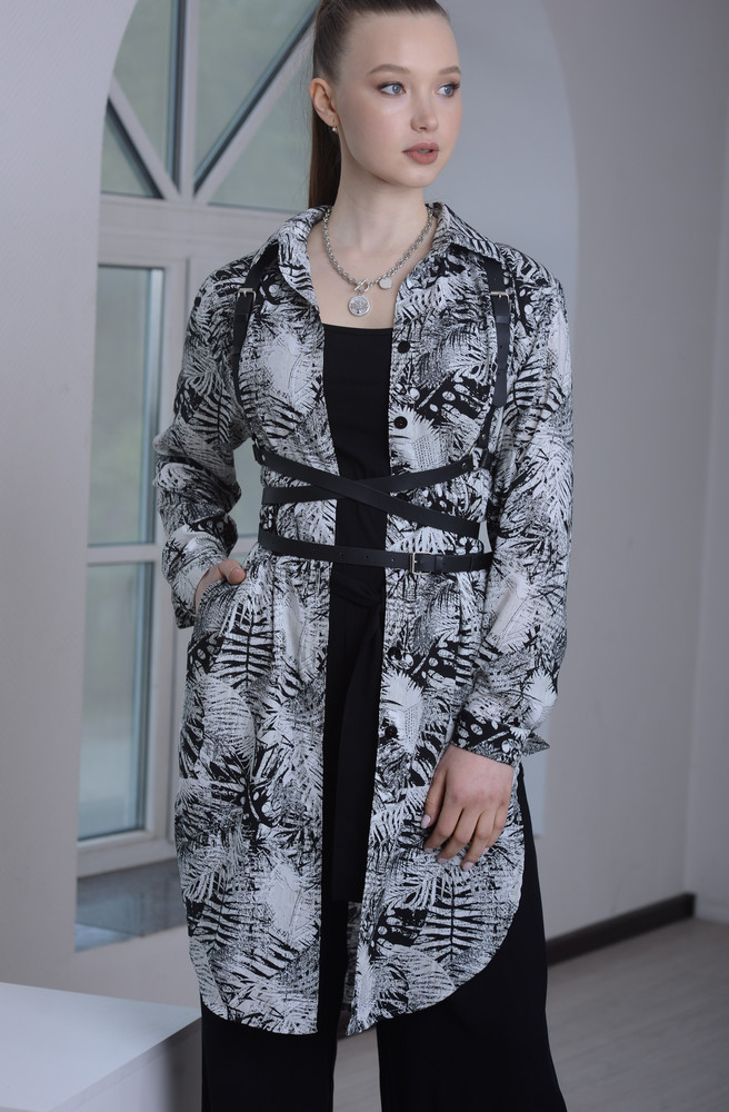 Портупея покупалась для фотосессии с платьем-рубашкой 85414905 и брюками 85587064. Органично вписалась в образ, стильный аксессуар. Спасибо!