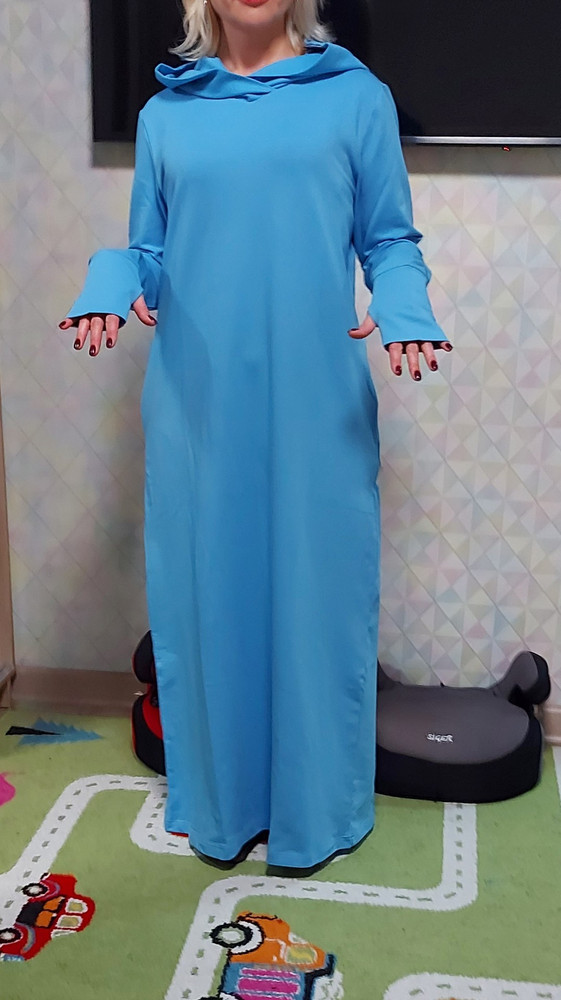 Очень хорошее платье. К сожалению я переборщила с размером, поэтому возврат.