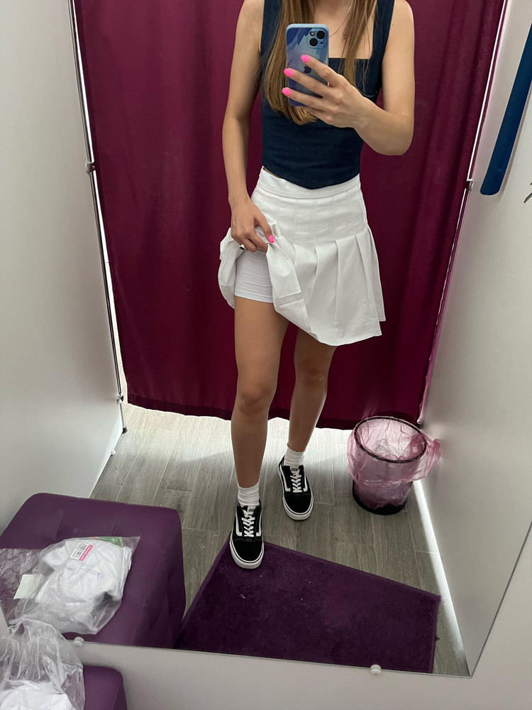 Сшила себе юбку, под неё нашла эти шорты, чтобы свободно кататься на скейте) На бёдра 100 и талию 65 размер 46 подошёл. Шортики супер, хлопок, дышащие, мягкие, просвечивают конечно, но под юбку супер) ❤️