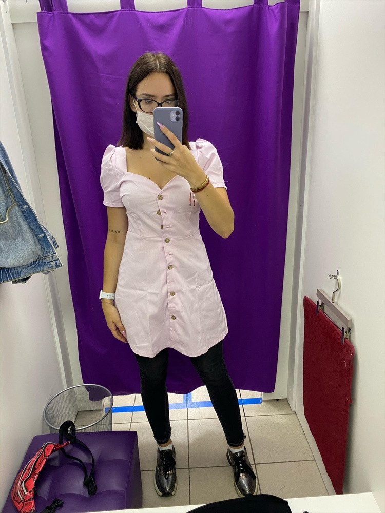 платье сидит отлично , довольна заказом 😍 на размер S - M заказала S и ничуть не пожалела 