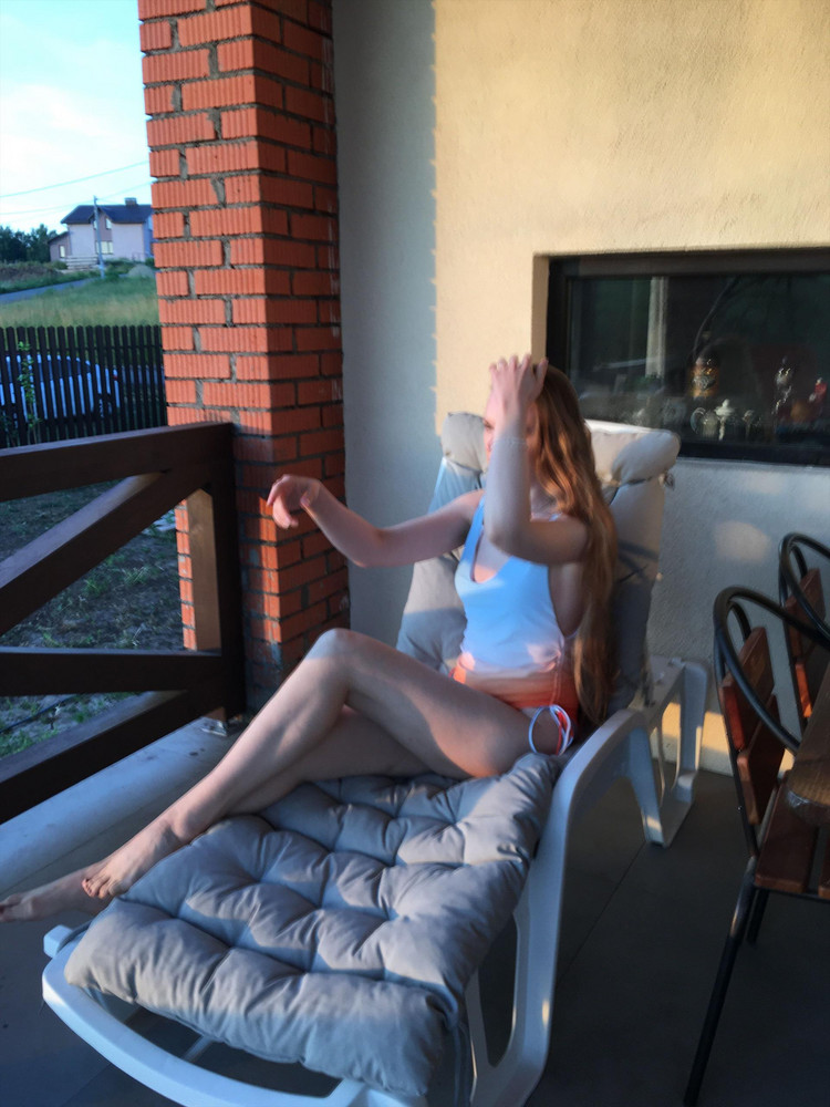 Отличный купальник, широковат правда немного