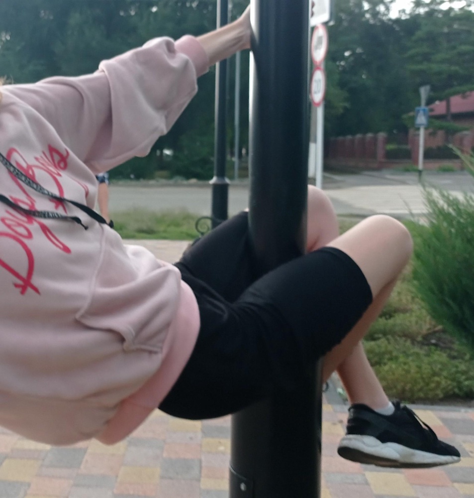 Буду носить на физ-ру,подошли как раз,рост 170,хожу в них на танцы.Очень удобные,рекомендую👍