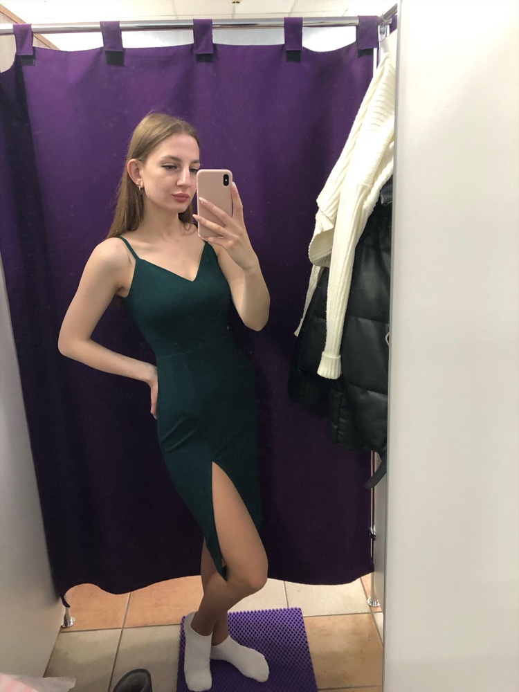 Переживала за рост, все девочки оставляли отзывы с ростом 158-160, на мой 178 село отлично! Размер 42, думаю, можно было даже 40 брать.Выкупила,понравилось. Качество хорошее.