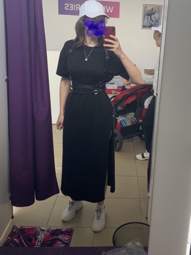 Портупея понравилась, но не подошла по размеру, хотя я ориентировалась на рекомендации производителя. Перезакажу меньший размер, так как ремешок слишком сбоку и хвостик сильно длинный. 