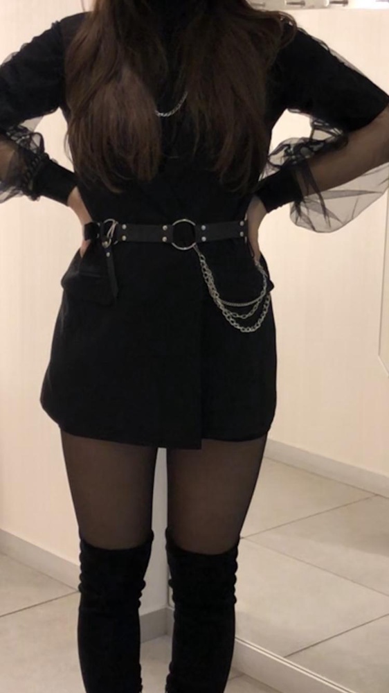 Талия -60. Мягкая кожа, кольца не мешают .Покупкой довольна!!!