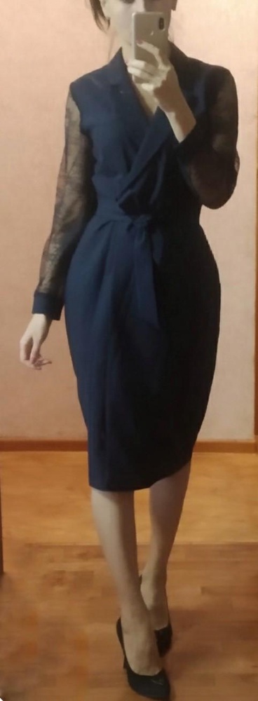 Мне показалась строгим,на работу отличный вариант. Размер 44, рост 170