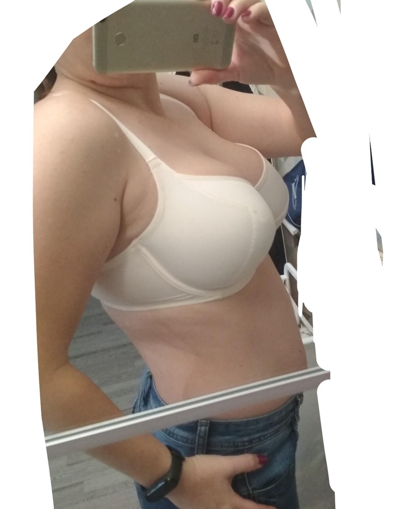 Супер, мне нравится, сидит отлично. 80Е на  ОГ 96, под грудью 86