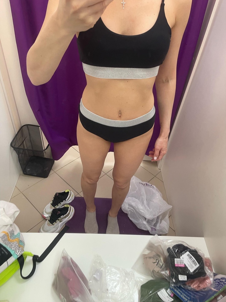 Сидит прикольно!