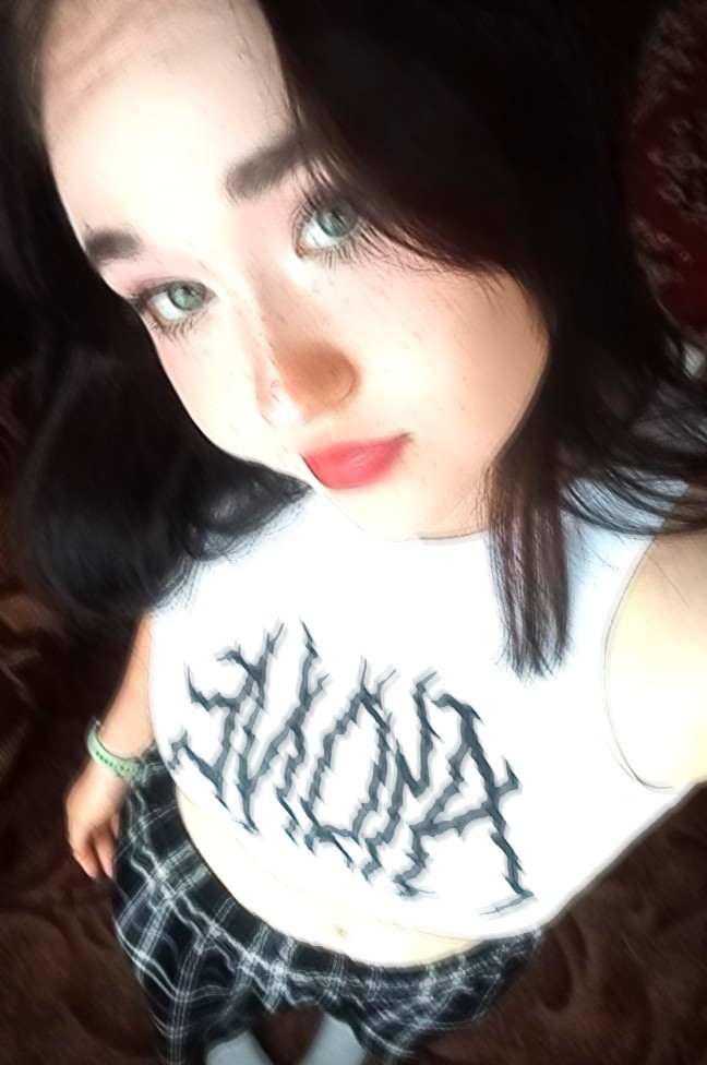 мне все нравится
практически не просвечивает