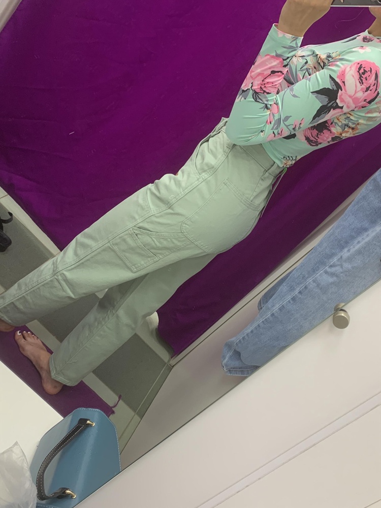 Шикарный лонгслив.  Брала размер производителя 42. На параметры : ОТ-60. ОГ-90. Рост 170