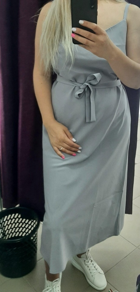 Красивые платья,заказывала чёрное,бежевое и серое, очень комфортные и стильные! На свои параметры 95-74-95 подошёл 48,не в обтяг ,свободно