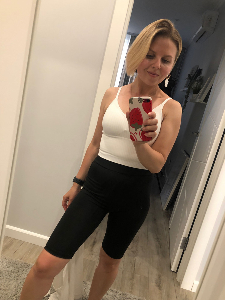 Классный топ. Купила для занятий спортом. Хочу взять ещё в другом цвете.