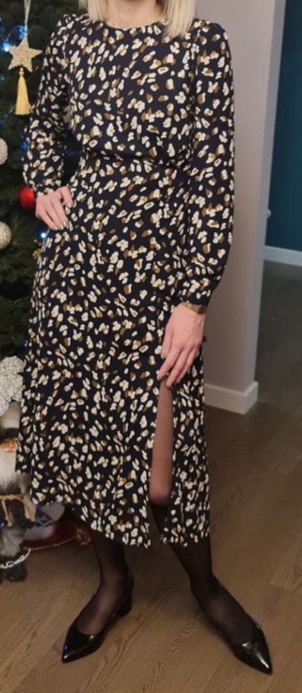 Отличное платье на рост 176. Удобное и легкое