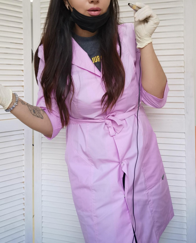 Очень классный, сидит суппер, очень рада покупке