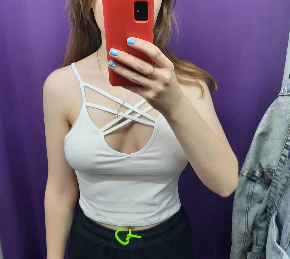 Материал приятный к телу, на лето самое то 😍