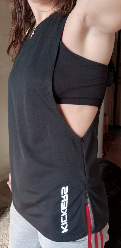 Идеально подошла, и материал классный