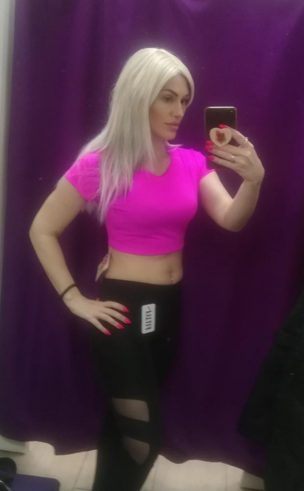 Отличный! Яркий!