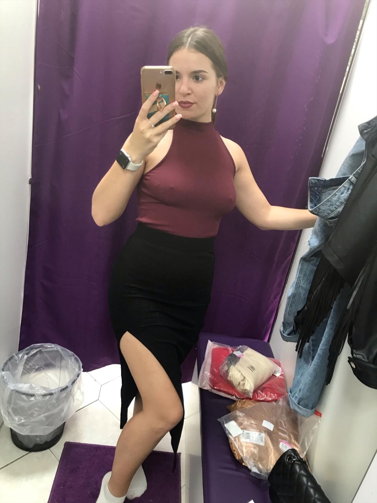 Очень понравилась юбка! Материал плотный рубчик, подчёркивает формы и универсальная под любую обувь😍 хорошо упаковано с приятной открыткой) спасибо продавцу за внимание!