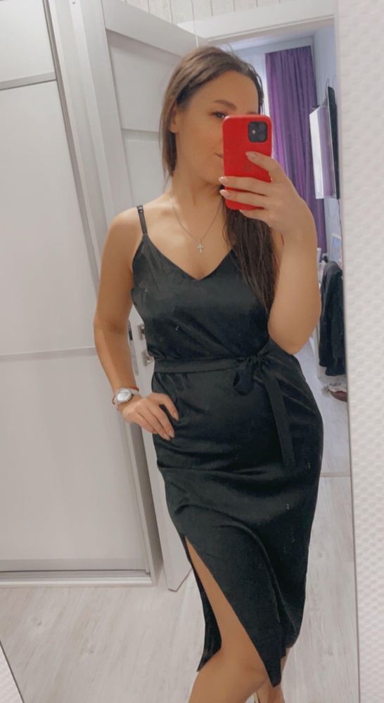 Неплохо село.. Ткань тонкая, как и было указано ранее в отзывах, но для отпуска на море само ТО! Выигрывает по отношению к другим из-за открытой спины! Дома все «заценили»