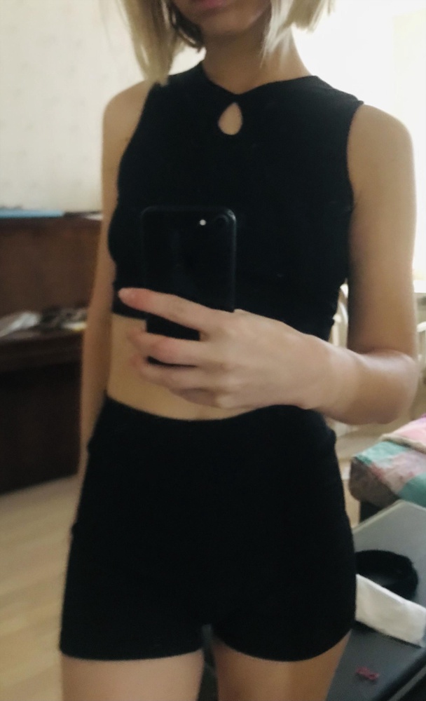 Отличный костюмчик , очень удобный , хлопковый , что значит дышит ! Американская пройма бомба 💣 