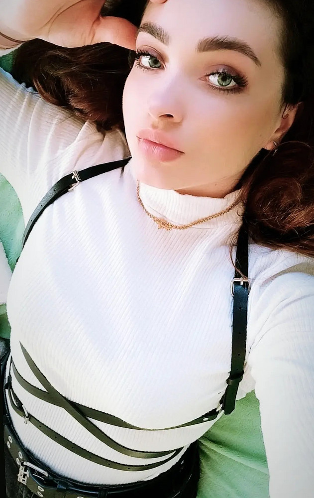 Балдежная портупея. Но как писала девушка в комментариях, на спине немного оттопыривается, а так все хорошо