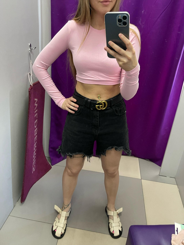 Отличная вещь, цвет приятный розовый, не бледный, как на фото. Ткань супер