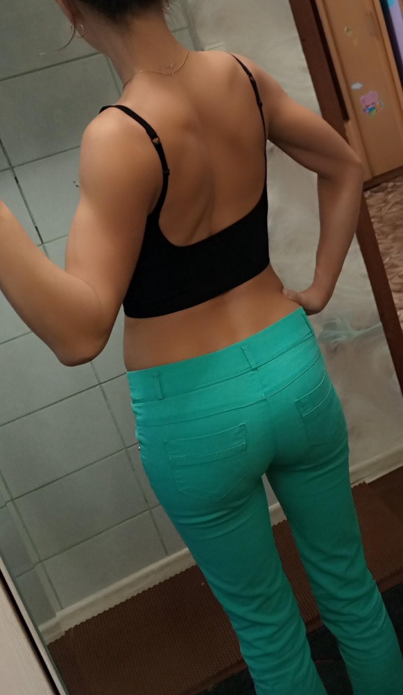 Супер отличный топ.размер 40-44
Приятный к телу ни где не жмет.правда долго шел по чему-то заказала 17 июля пришел только 29(((
А так все устраивает)РЕКОМЕНДУЮ)!