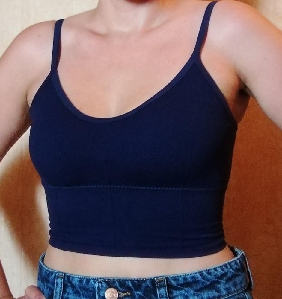 На параметры ог 89, от 68, размер 42-44 влезла с небольшим трудом, больше подходит на 40-42