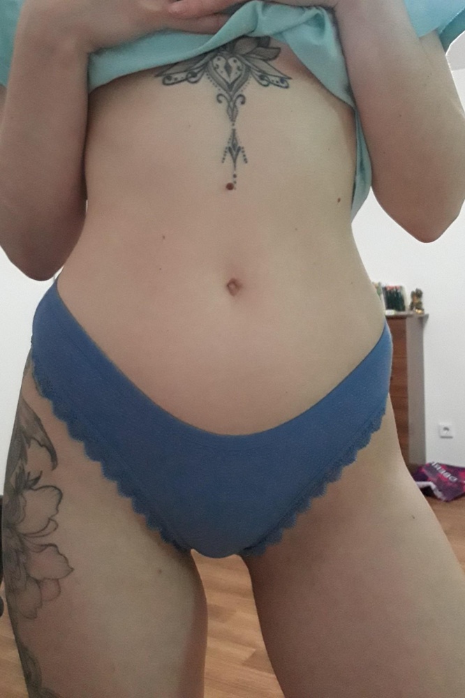 Отличные трусики, хорошо тянутся, мягкие.